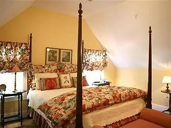 Church Point Manor Bed And Breakfast Virginia Beach Couette-café