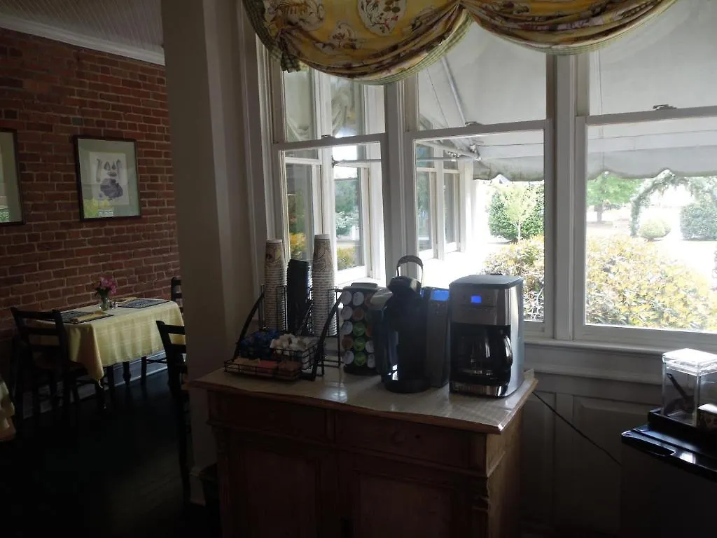 Church Point Manor Bed And Breakfast Virginia Beach Couette-café