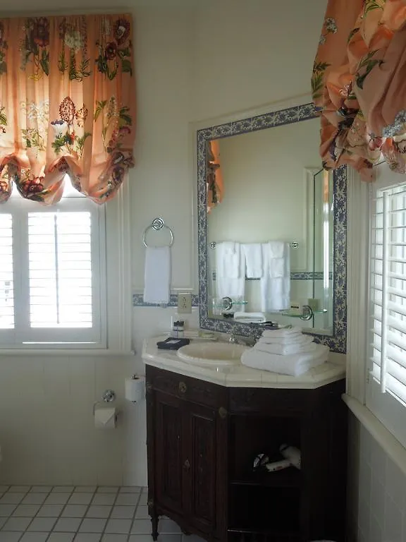 Church Point Manor Bed And Breakfast Virginia Beach Couette-café